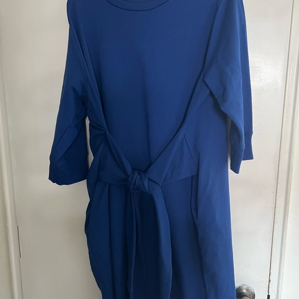 NWT Universal Standard Sweatshirt Dress in Vibrant Royal Blue size M (18-20)